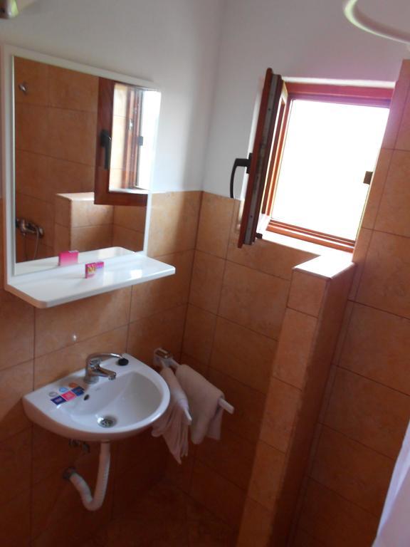 Gold Fayen House Cheile Turului Apartman Tordatúr Szoba fotó